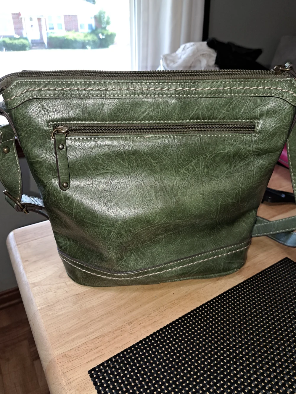 Born Concept Organizer Crossbody Bag with Front Pocket